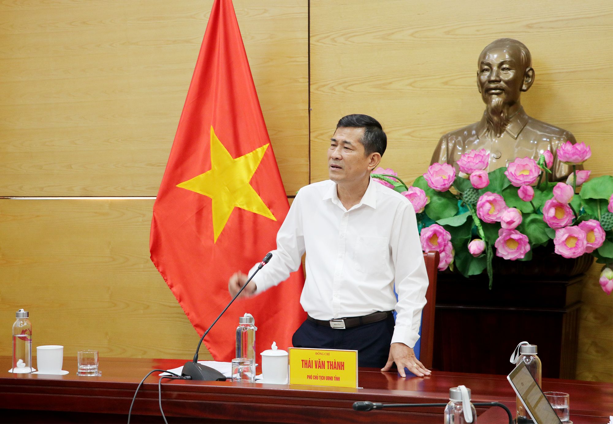 Anh-tin-bai